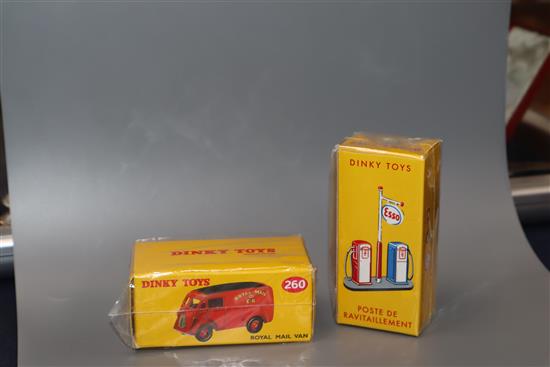 A quantity of Editions Atlas Dinky toys (boxed)